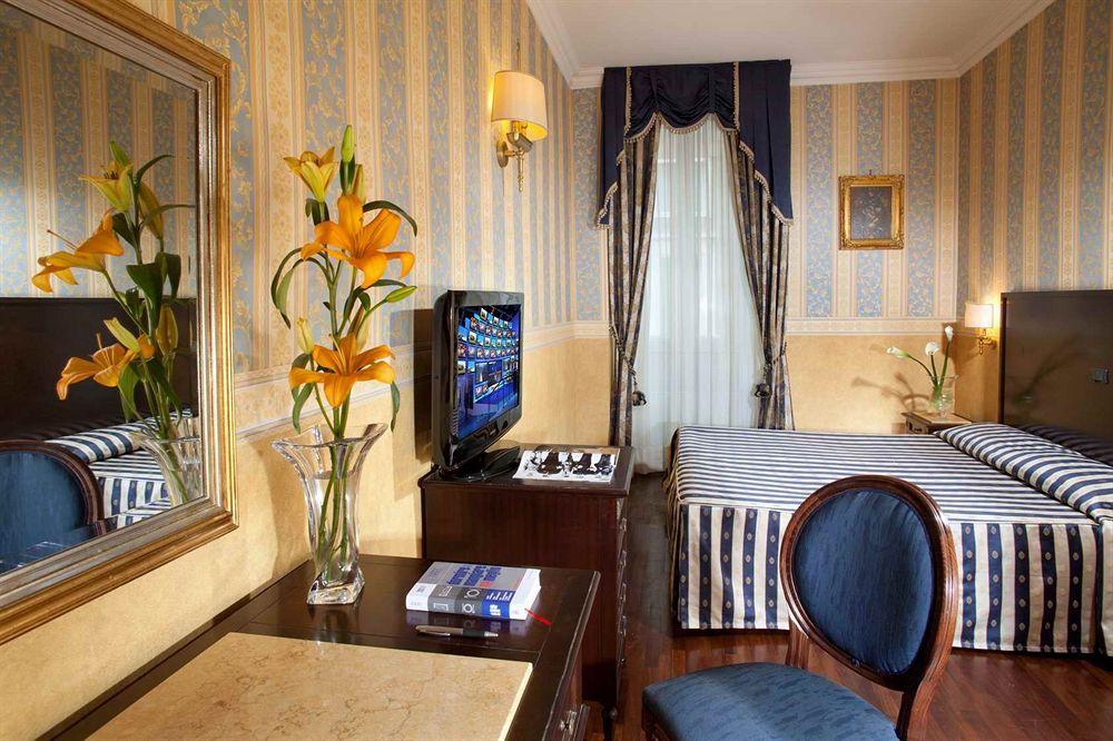 Hotel Del Corso Roma Exterior foto